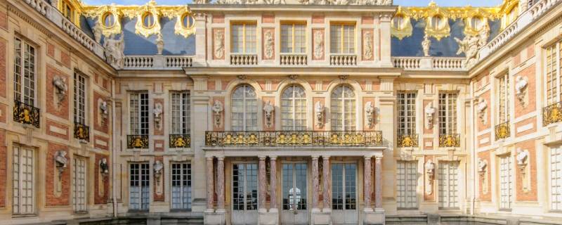 凡尔赛宫建于哪个时期(凡尔赛宫园林手绘平面图)