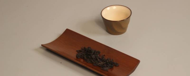 茶荷是用来从茶叶罐中什么的器具(装茶叶的容器叫什么)