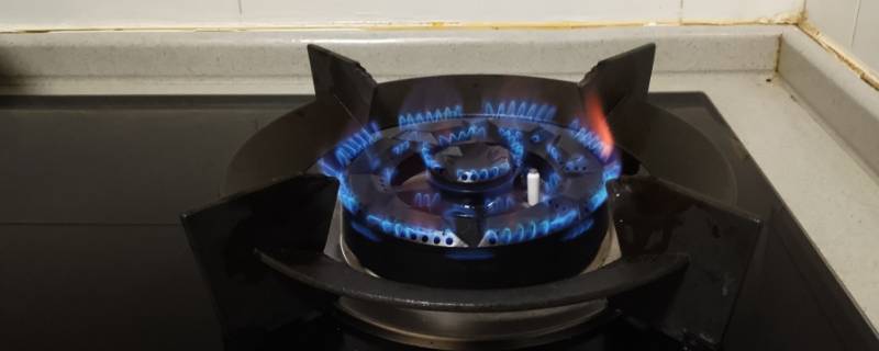 天然气红火和蓝火有什么区别(红色火焰和蓝色火焰的区别)