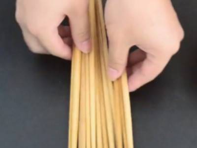 新筷子第一次用要怎么处理(竹筷子第一次使用怎么处理)
